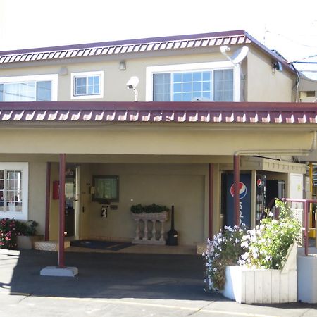 Inn At Bayshore San Mateo Exterior photo
