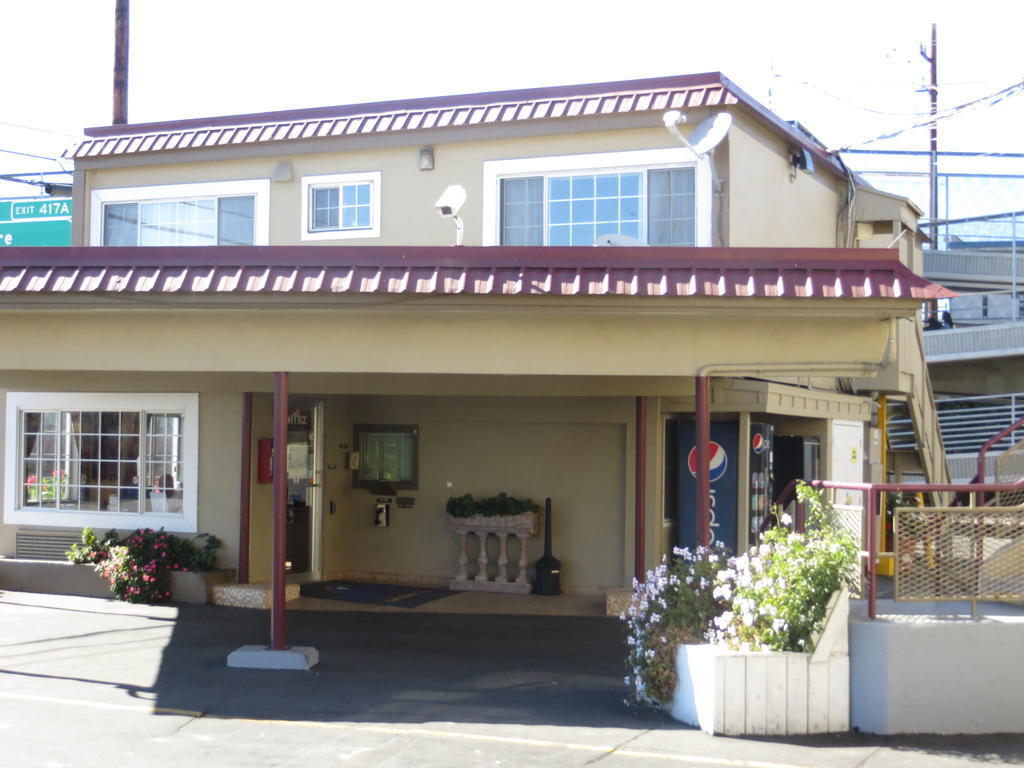 Inn At Bayshore San Mateo Exterior photo